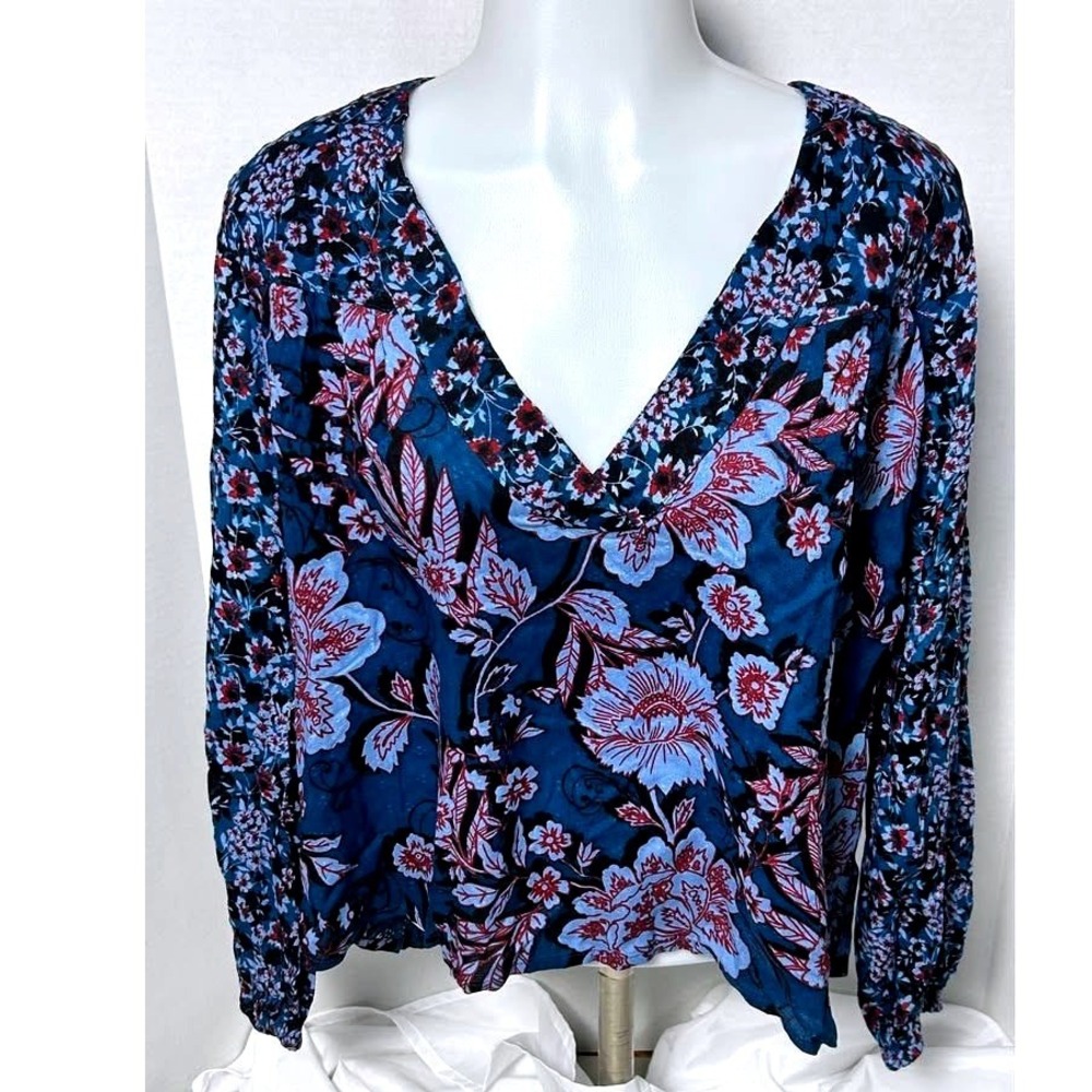 Band of the Free*Josie Sapphire Floral Print*Long Sleeve Top*100%‎ viscose* XS